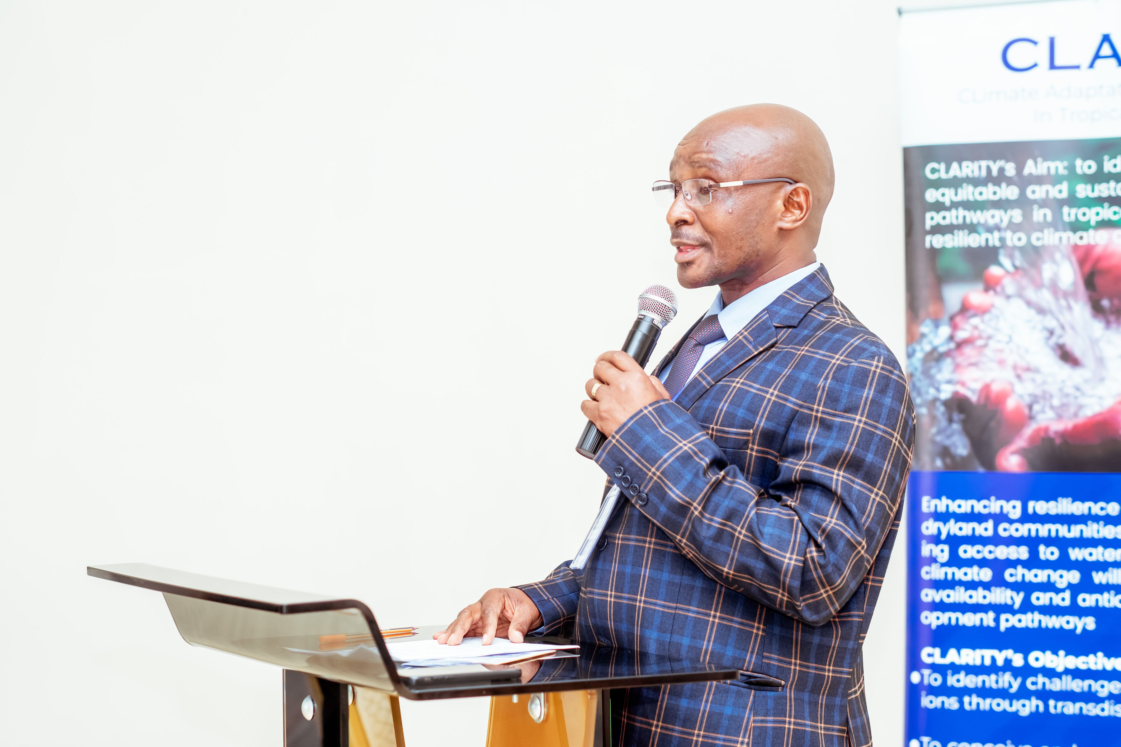 Jinsiy olatli transvestitlar onlayn